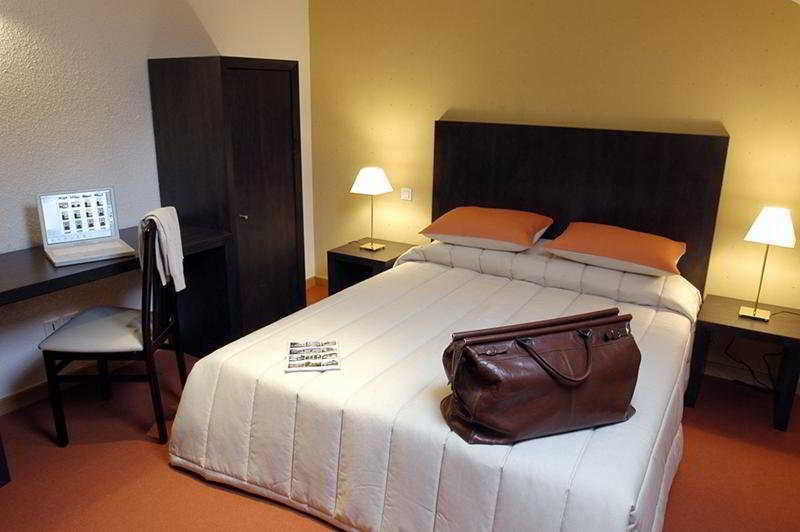 Hotel Victoria Garden Sanctuaires 2*